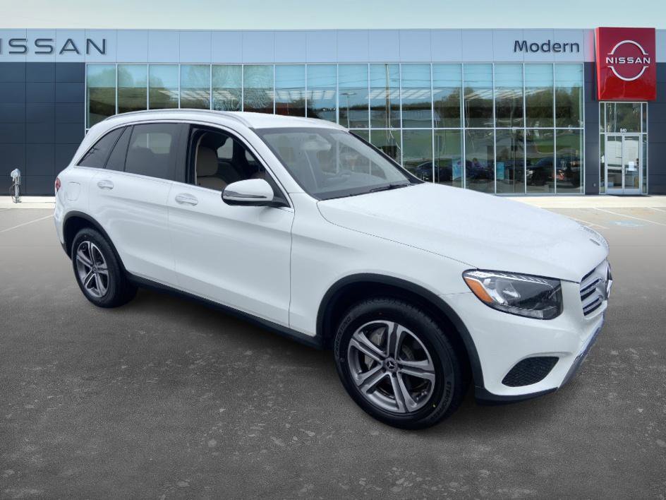 Used 2019 Mercedes-Benz GLC 300 4MATIC image 3