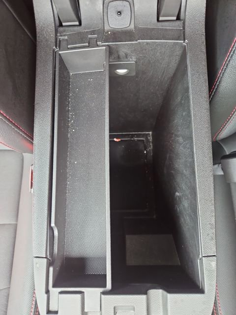 Used 2023 Chevrolet Equinox RS image 24