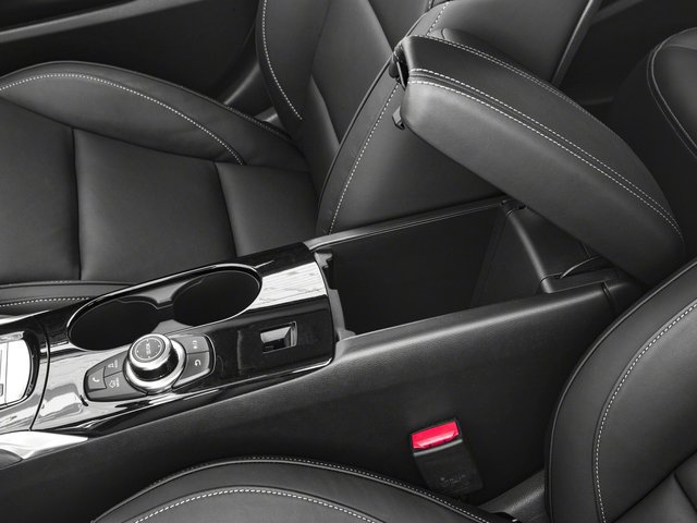 Used 2018 INFINITI QX30 FWD image 18