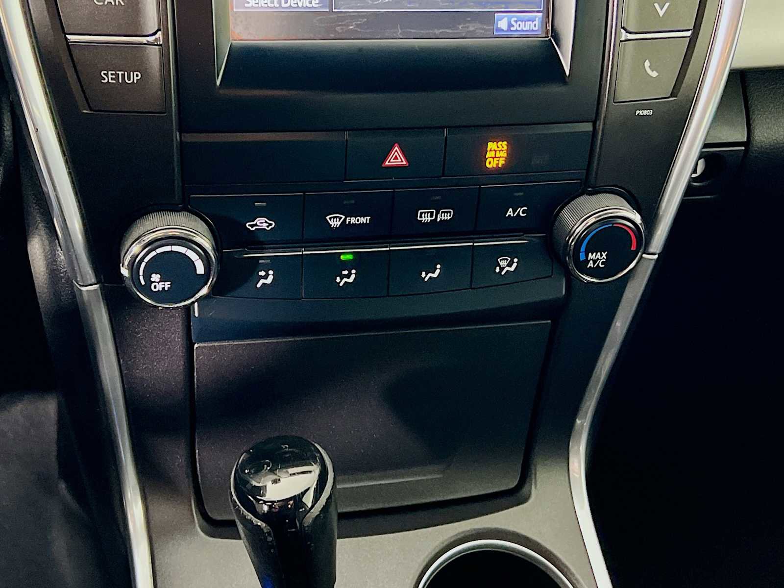 Used 2015 Toyota Camry SE image 15