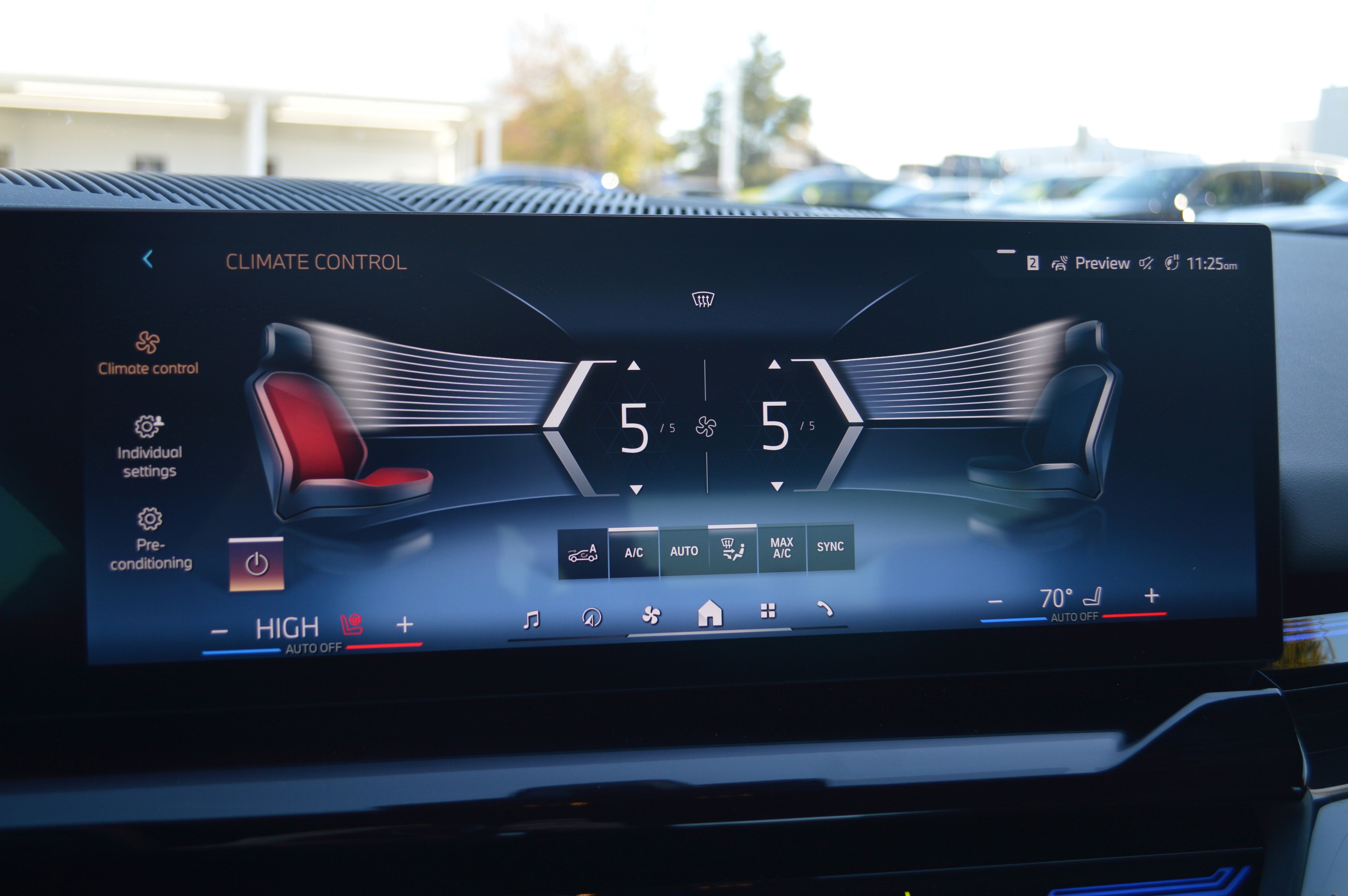 Used 2025 BMW 530i xDrive w/ Premium Package image 21