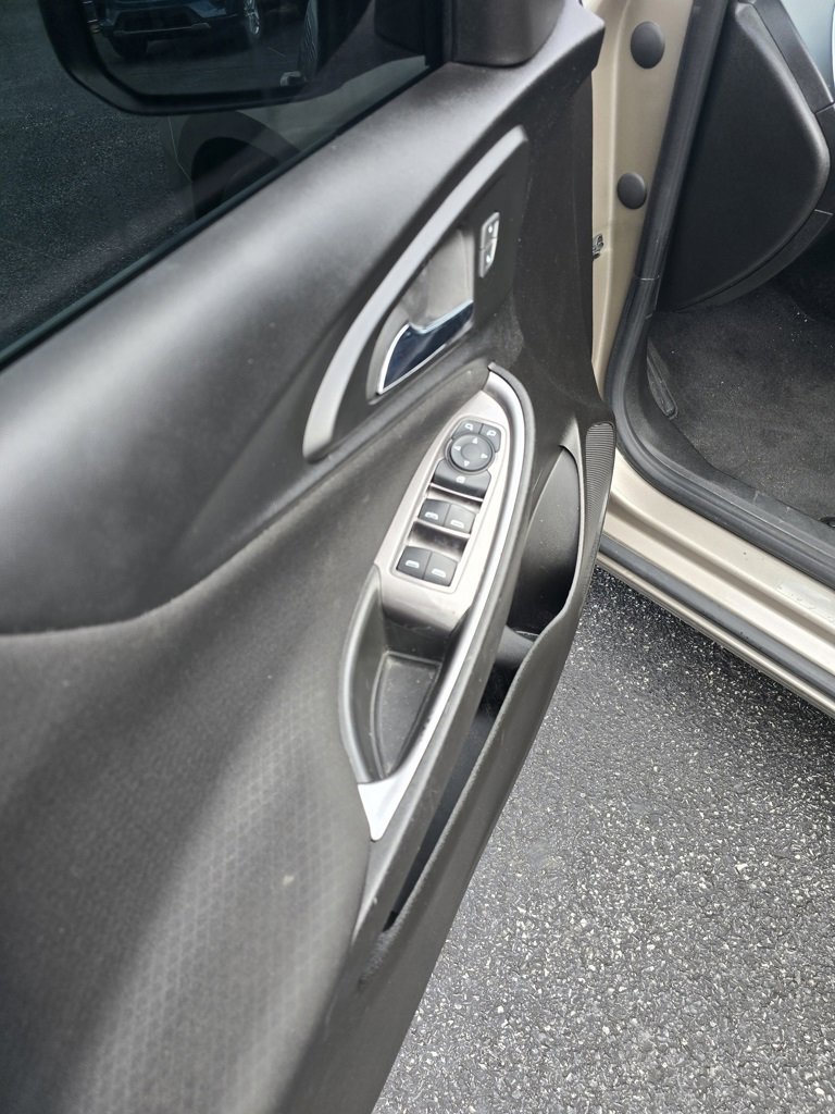 Used 2022 Chevrolet Malibu LT w/ Sport Edition image 12