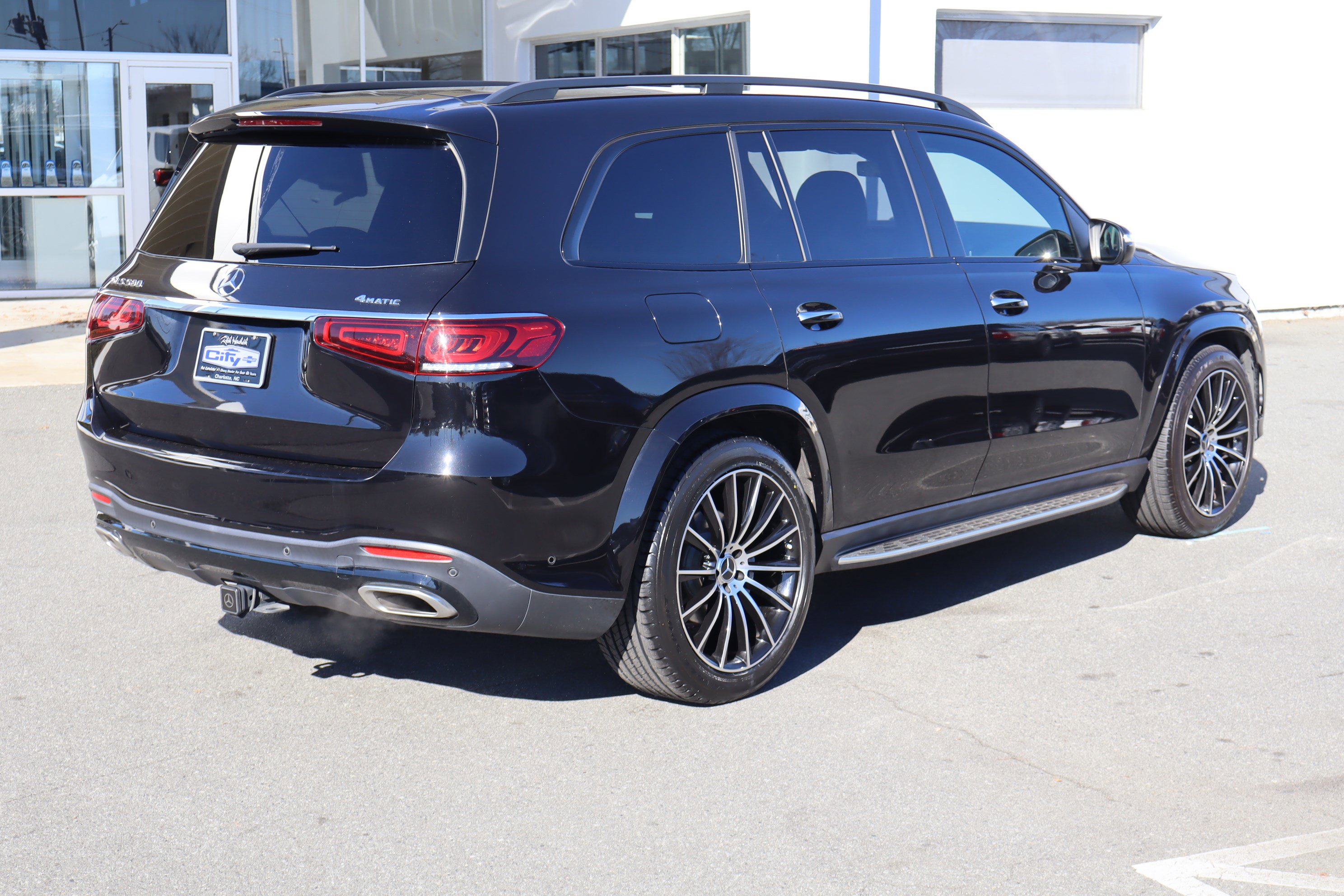 Used 2021 Mercedes-Benz GLS 580 4MATIC image 10