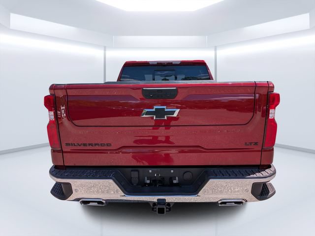 Used 2022 Chevrolet Silverado 1500 LTZ w/ LTZ Premium Package AWD/4WD image 4