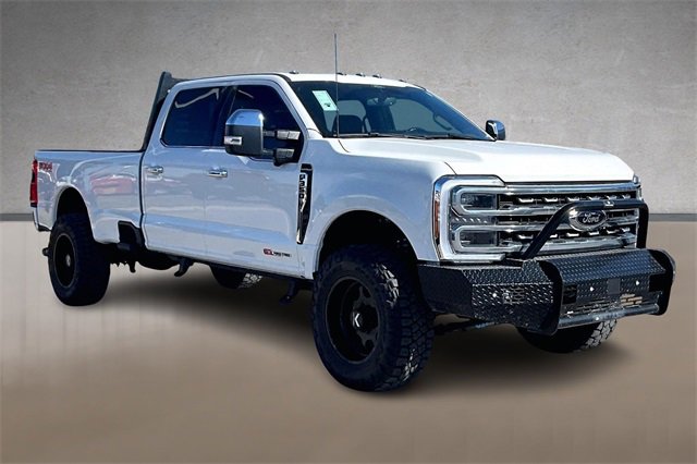 Used 2024 Ford F350 Platinum w/ FX4 Off-Road Package image 10