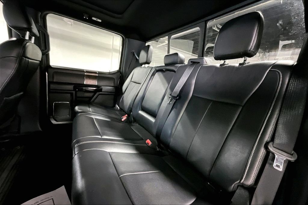 Used 2022 Ford F250 Lariat w/ Black Appearance Package AWD/4WD image 35