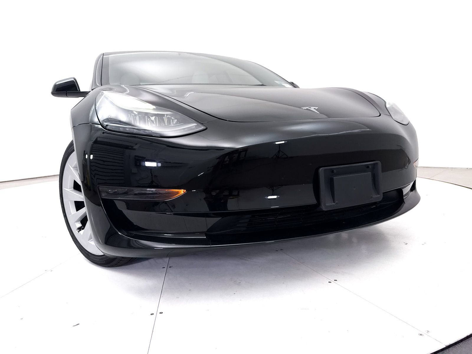 Used 2023 Tesla Model 3 Standard Range RWD image 7