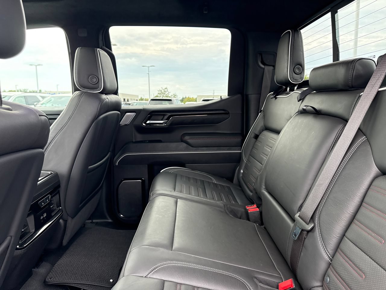 Used 2024 GMC Sierra 1500 AT4X AWD/4WD image 14
