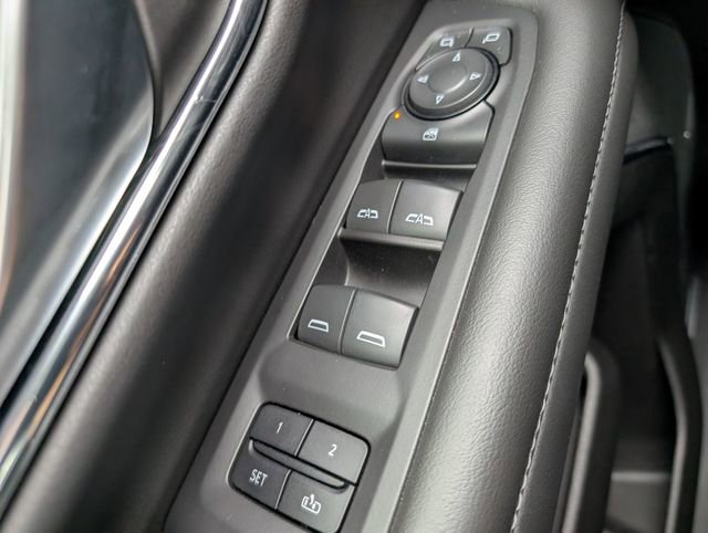 Used 2022 Chevrolet Suburban LT image 21