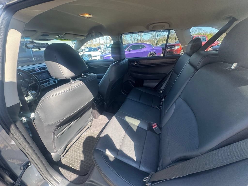 Used 2016 Subaru Outback 2.5i Limited AWD/4WD image 23