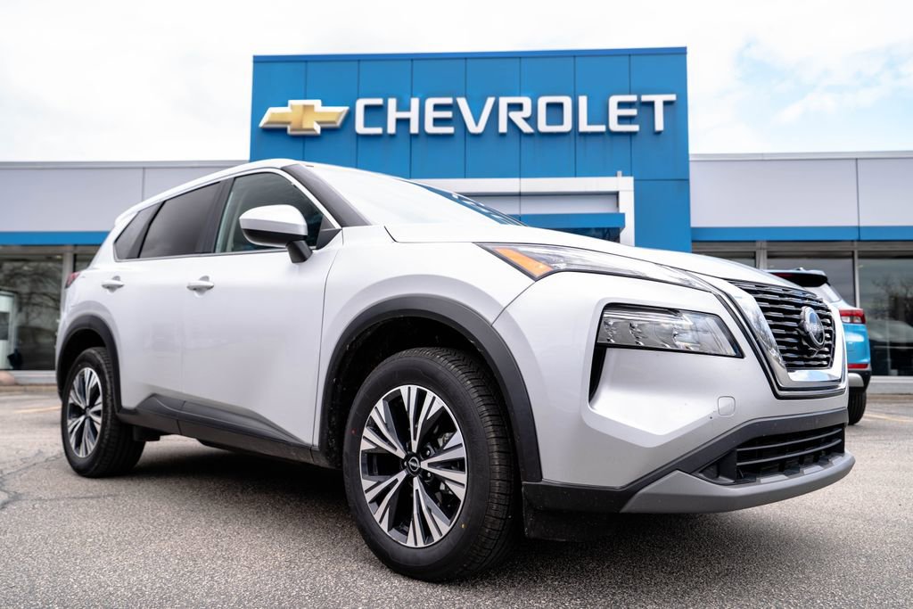 Used 2023 Nissan Rogue SV