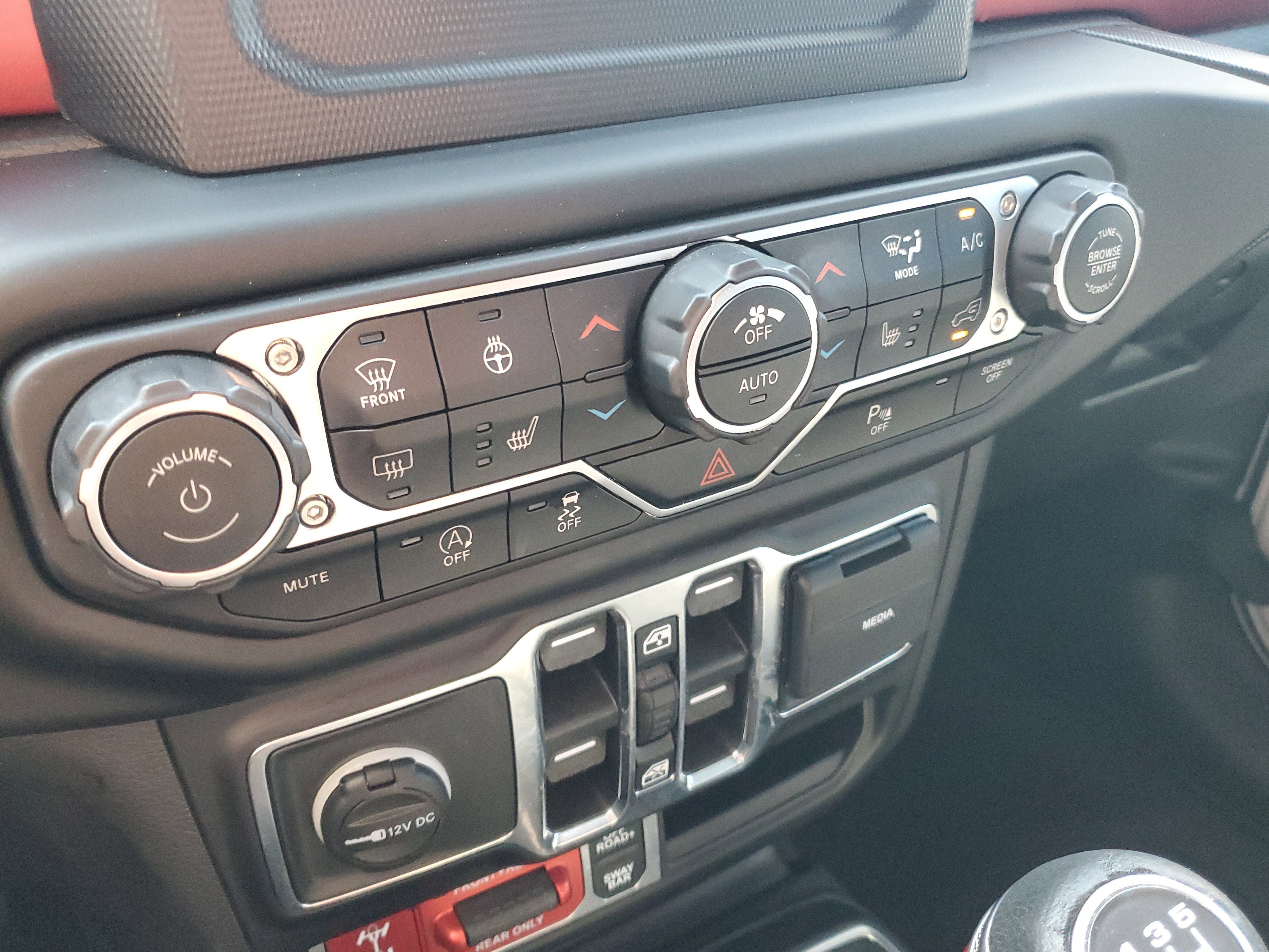 Used 2021 Jeep Wrangler Unlimited Rubicon w/ Safety Group AWD/4WD image 20