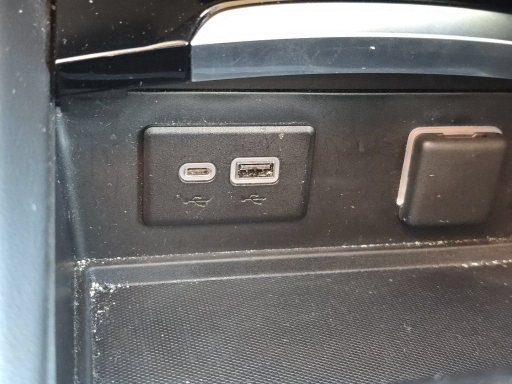 Used 2023 Buick Envision Preferred AWD/4WD image 29