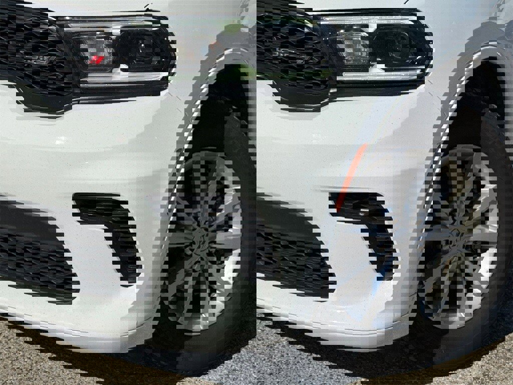 Used 2025 Dodge Durango GT image 2