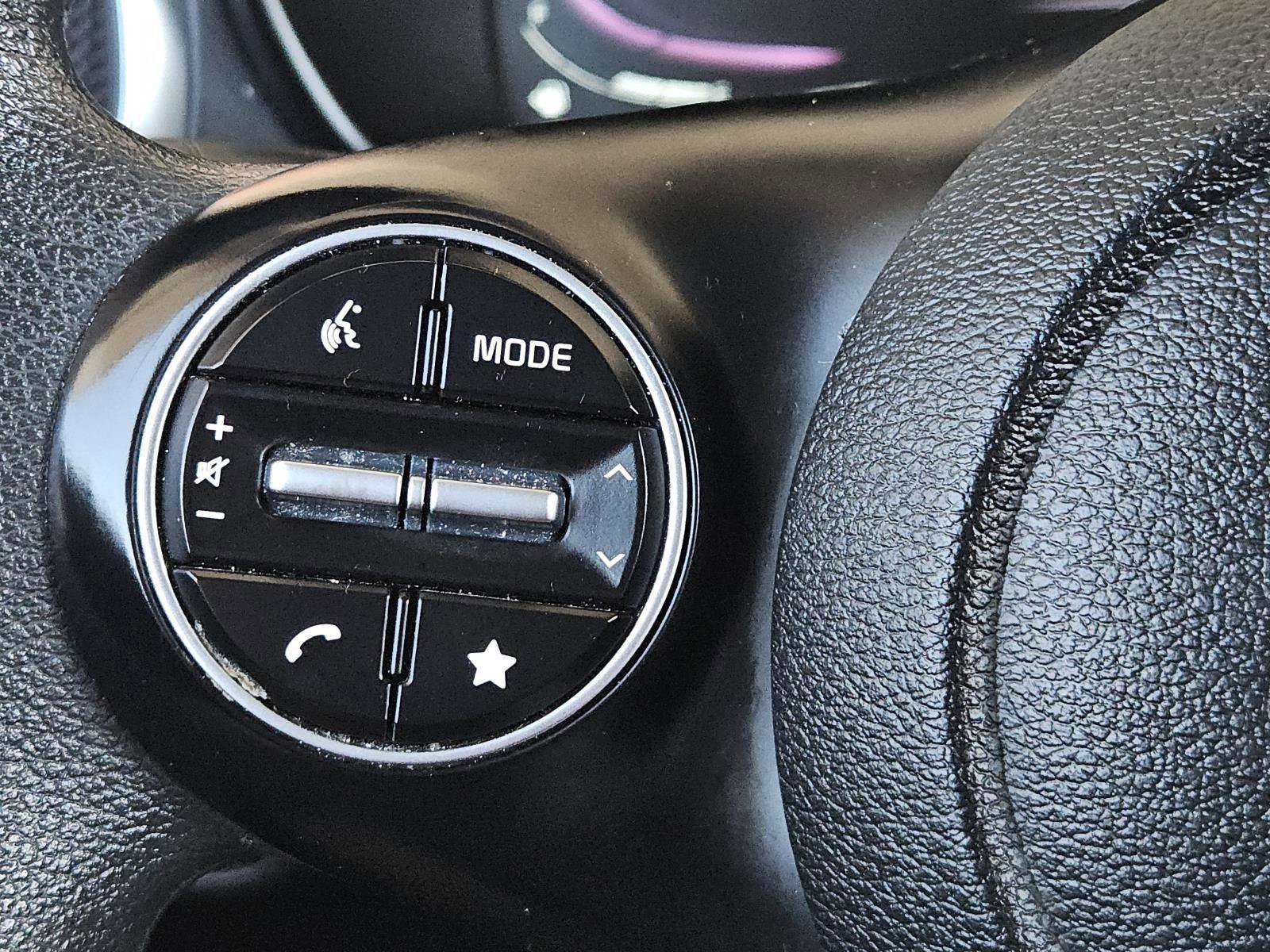 Used 2023 Kia Soul LX w/ LX Technology Package image 17