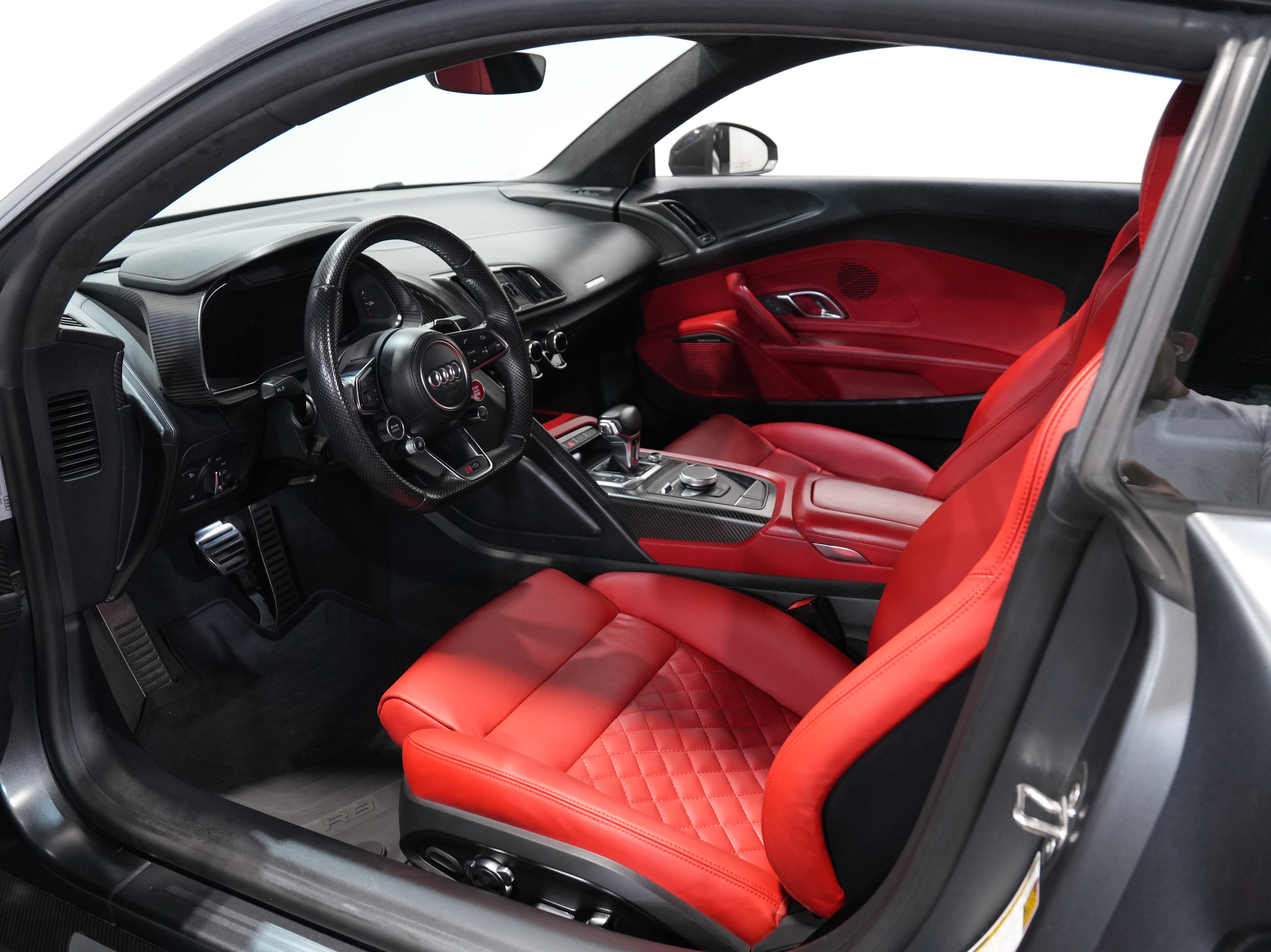 Used 2017 Audi R8 V10 plus image 29