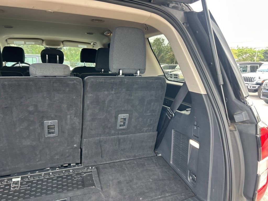 Used 2024 Ford Expedition XLT image 31