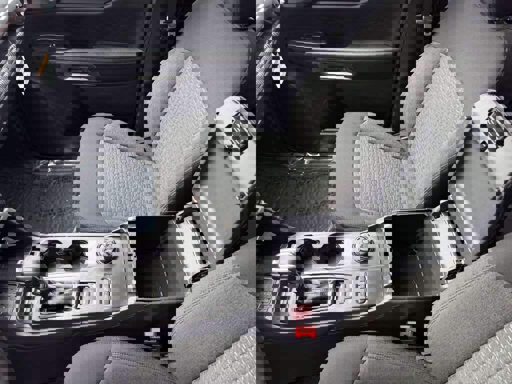 New 2025 Ford Ranger XLT image 32