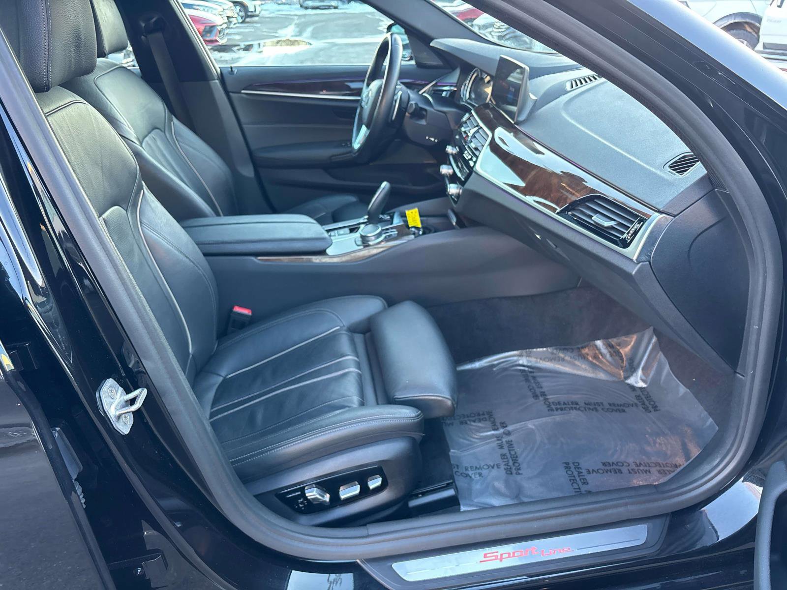 Used 2018 BMW 540i xDrive AWD/4WD image 15