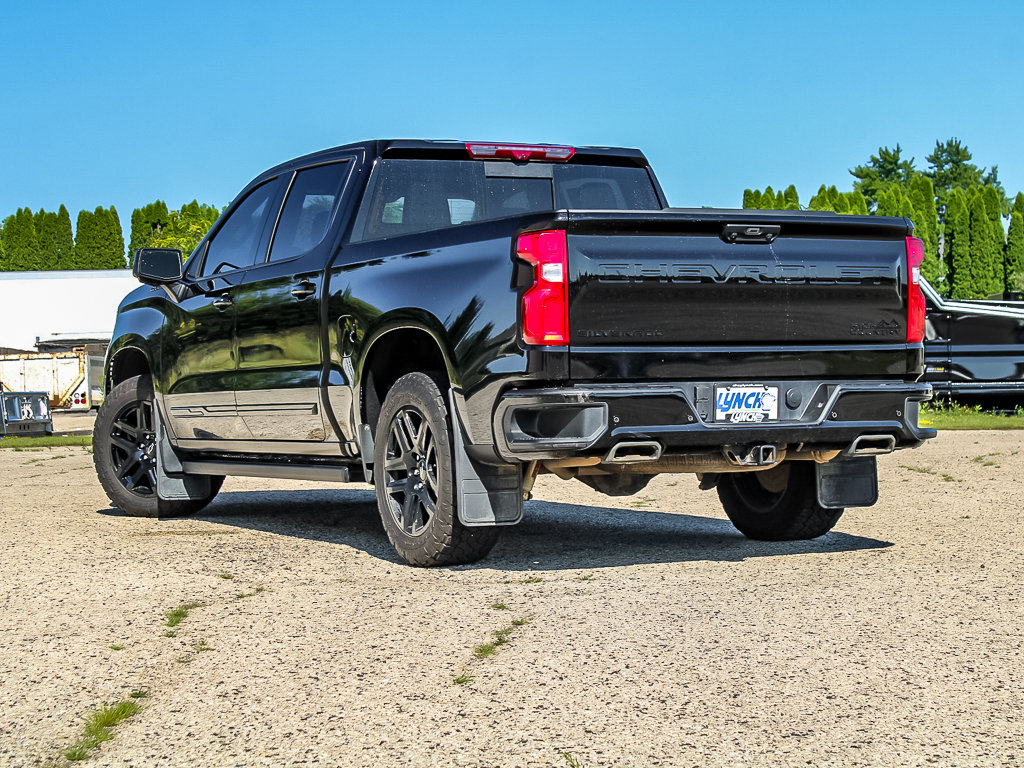 Used 2025 Chevrolet Silverado 1500 High Country w/ Midnight Edition AWD/4WD image 7