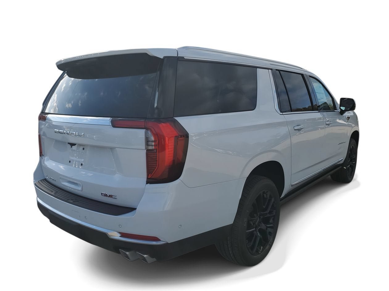 New 2026 GMC Yukon XL Denali w/ Sun & Power Step Package AWD/4WD image 5