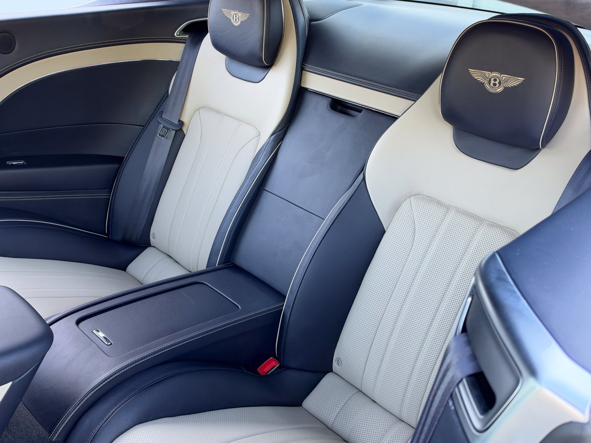 Used 2020 Bentley Continental GT AWD/4WD image 19