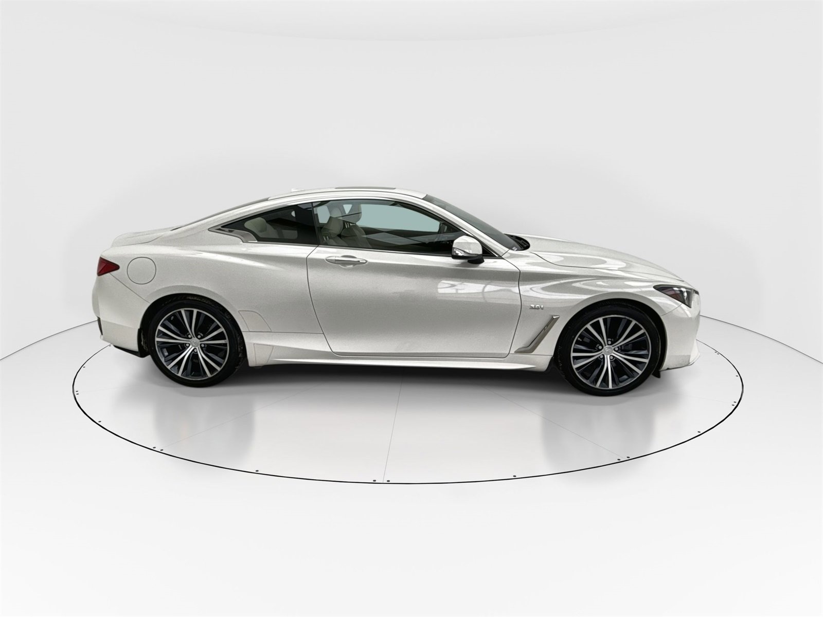 Used 2017 INFINITI Q60 3.0t w/ Cargo Package image 9