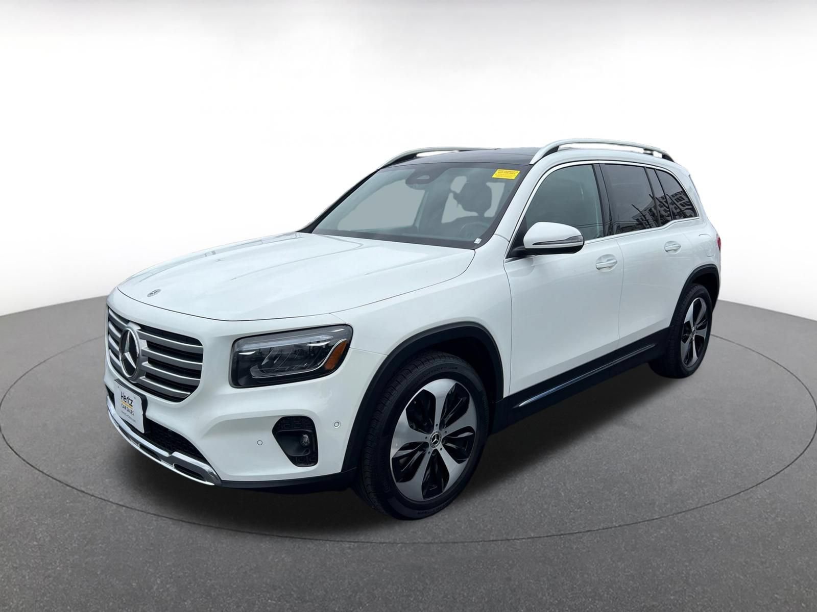 Used 2025 Mercedes-Benz GLB 250 image 4