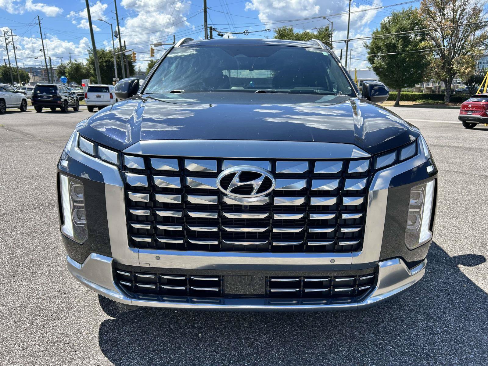 Certified 2025 Hyundai Palisade Calligraphy FWD image 6