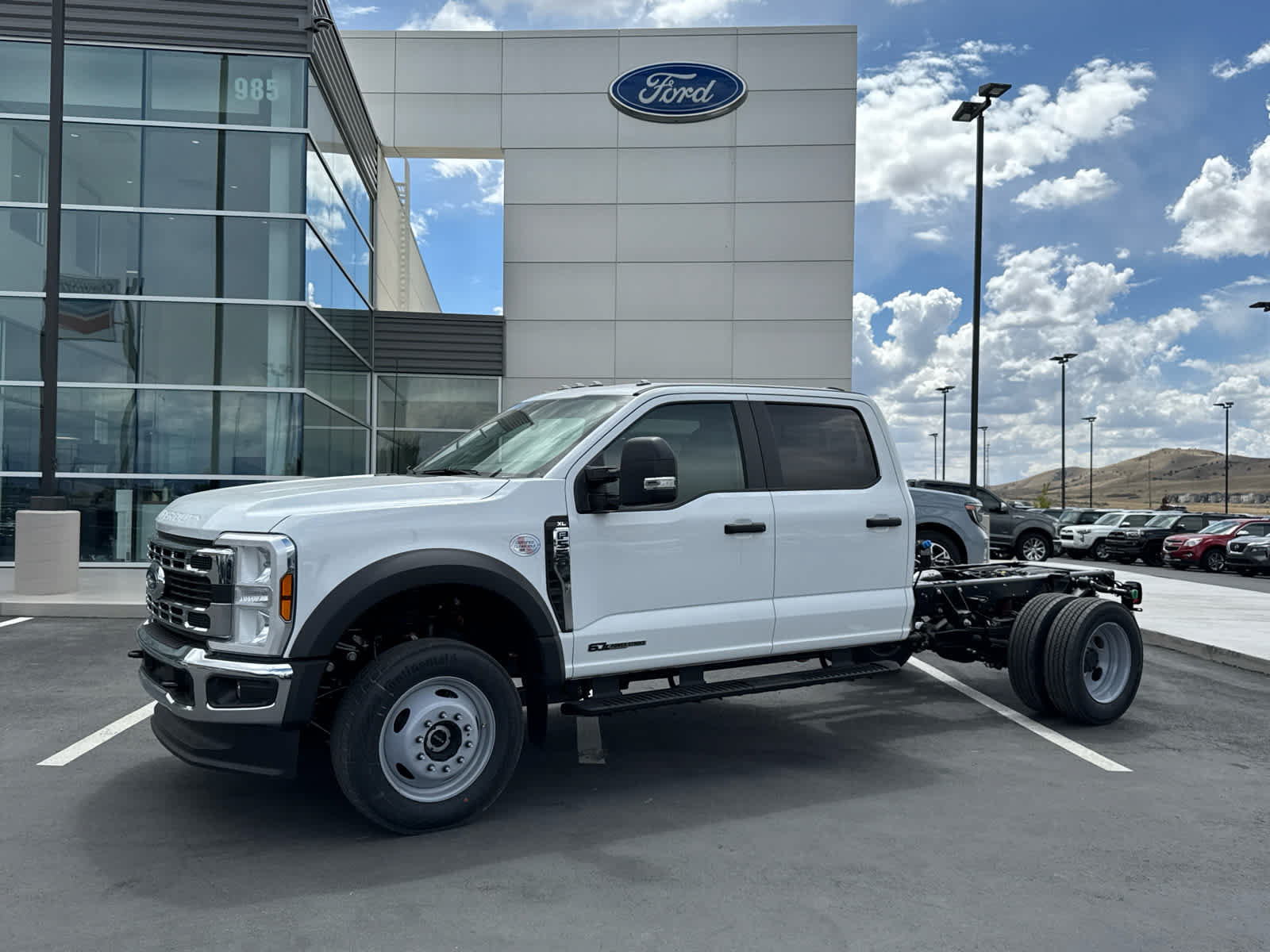 New 2026 Ford F550 4x4 Crew Cab Super Duty w/ XL Chrome Package image 1
