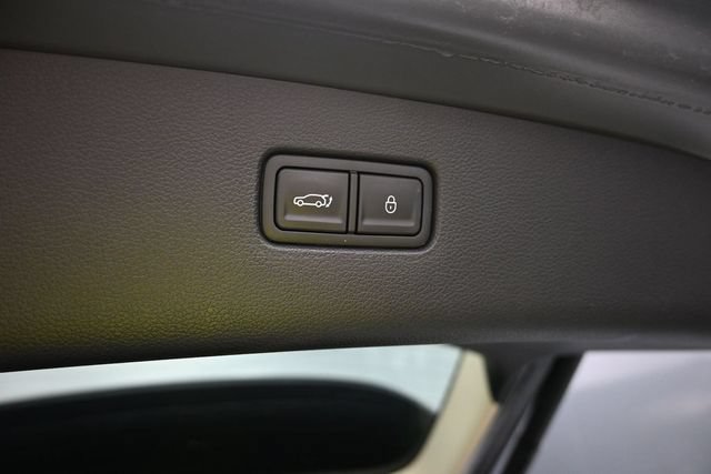 Used 2025 Genesis GV80 2.5T Standard AWD/4WD image 37