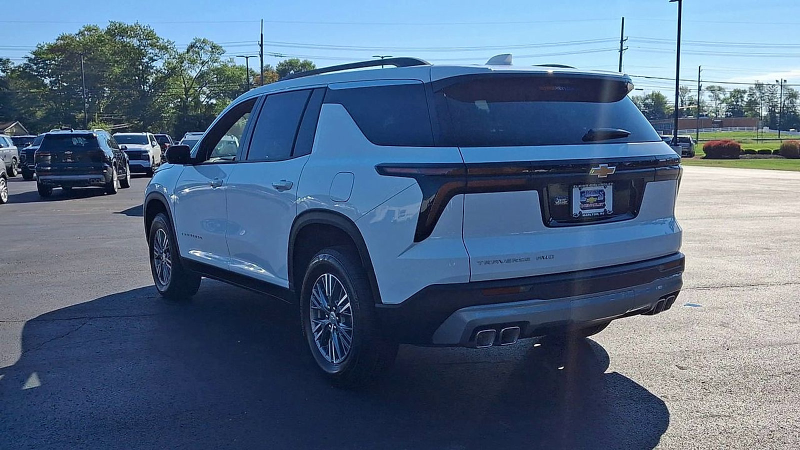 New 2027 Chevrolet Traverse LT w/ Driver Confidence Package AWD/4WD image 9