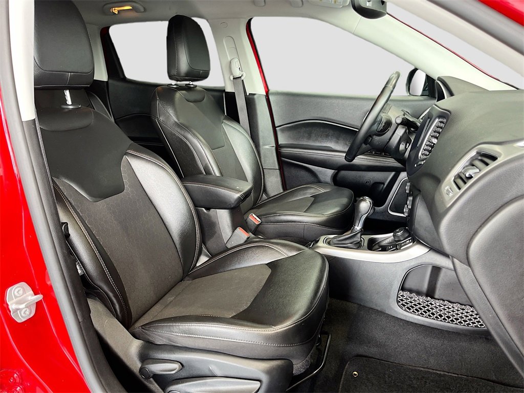 Used 2021 Jeep Compass Latitude w/ Convenience Group image 26