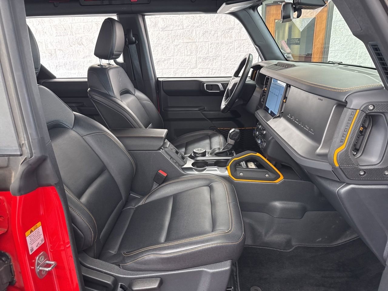 Used 2024 Ford Bronco Badlands w/ Sasquatch Package image 48