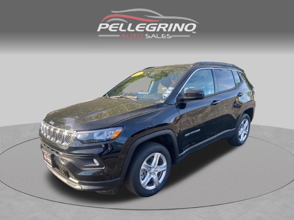 Used 2023 Jeep Compass Latitude w/ Convenience Group