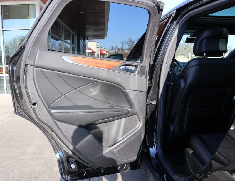 Used 2015 Lincoln MKC AWD w/ Equipment Group 102A Reserve image 17