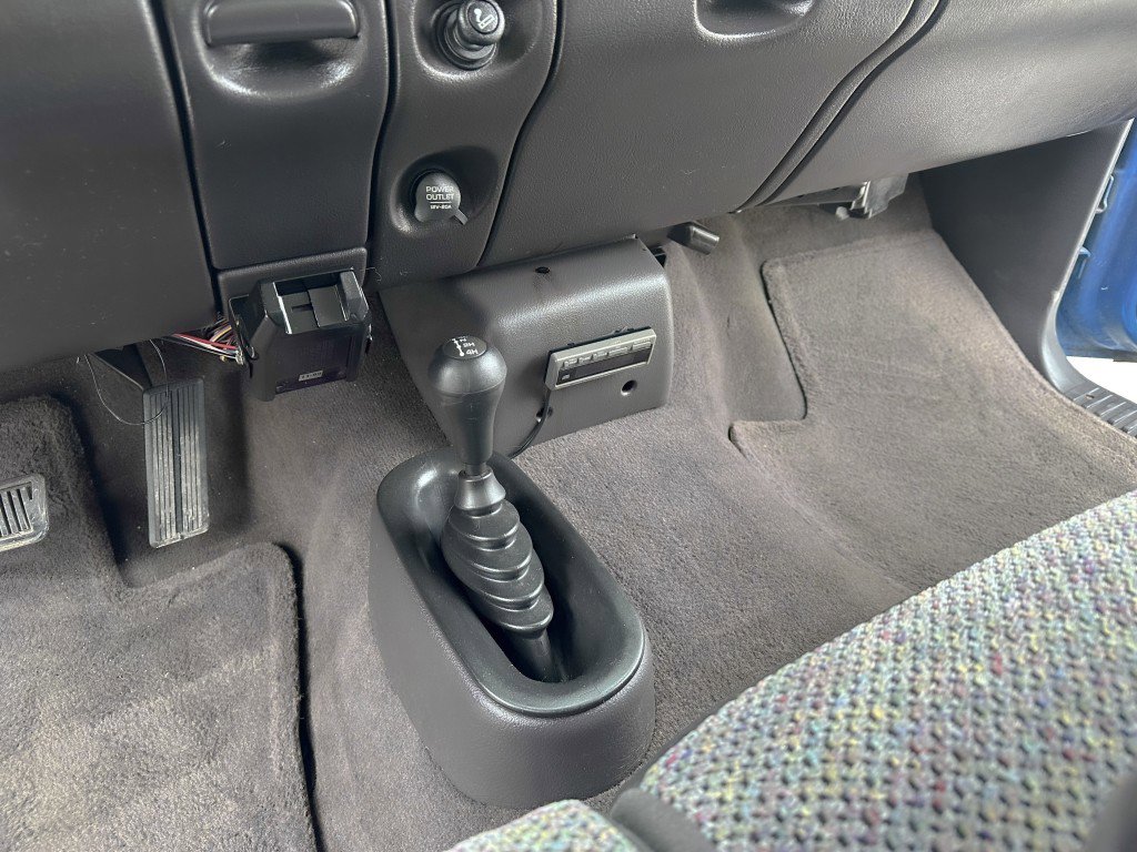 Used 2000 Dodge Ram 1500 Truck ST image 20