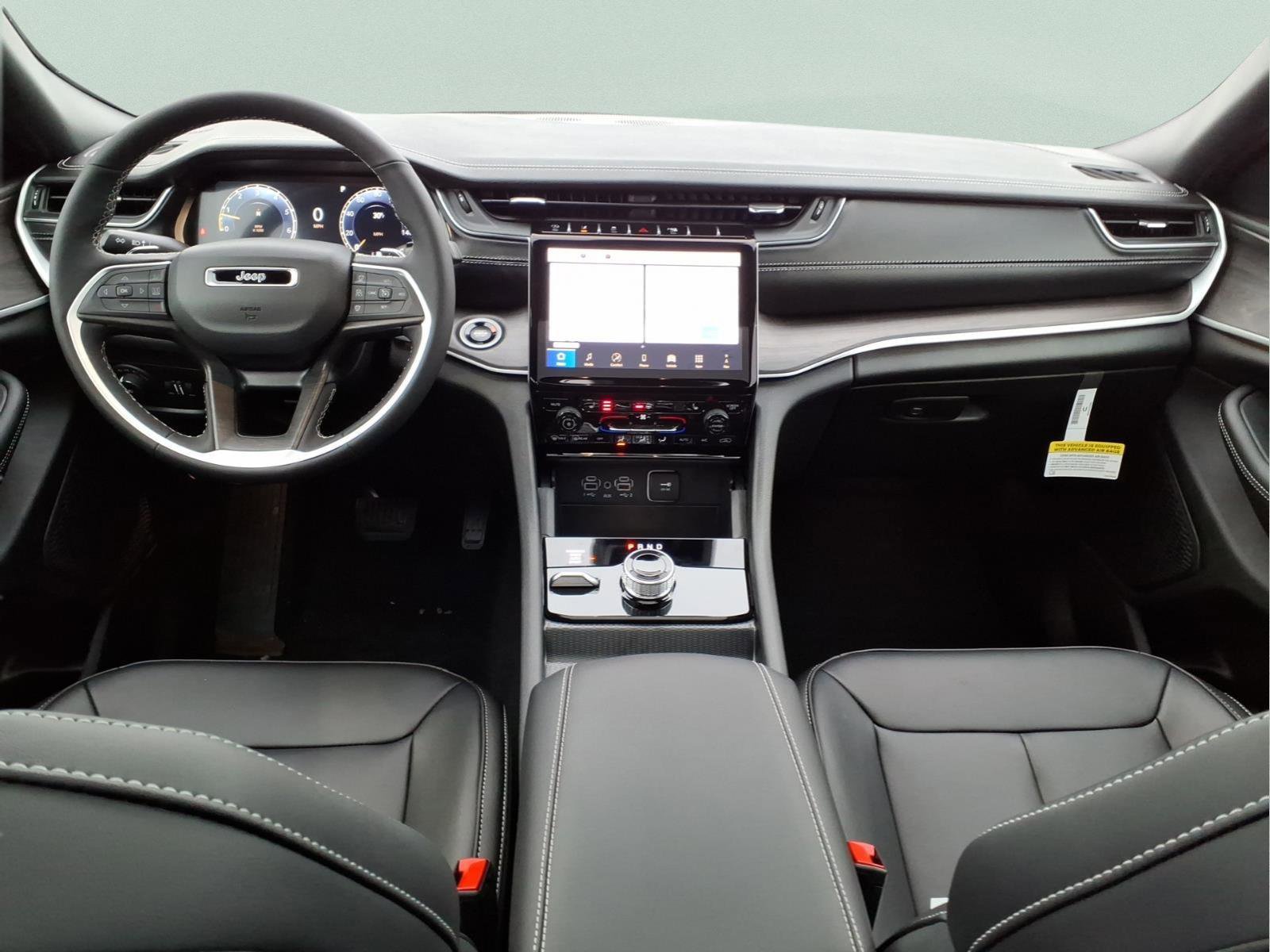 New 2025 Jeep Grand Cherokee L Limited image 12