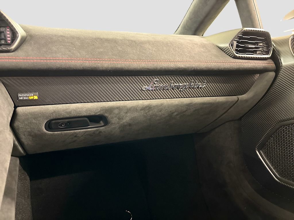 Used 2023 Lamborghini Huracan Sterrato image 23