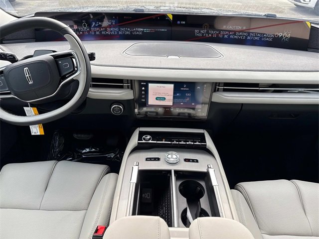 New 2025 Lincoln Navigator L Reserve image 16