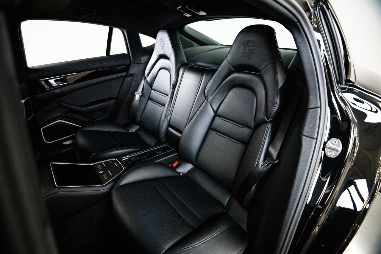 Certified 2023 Porsche Panamera image 24
