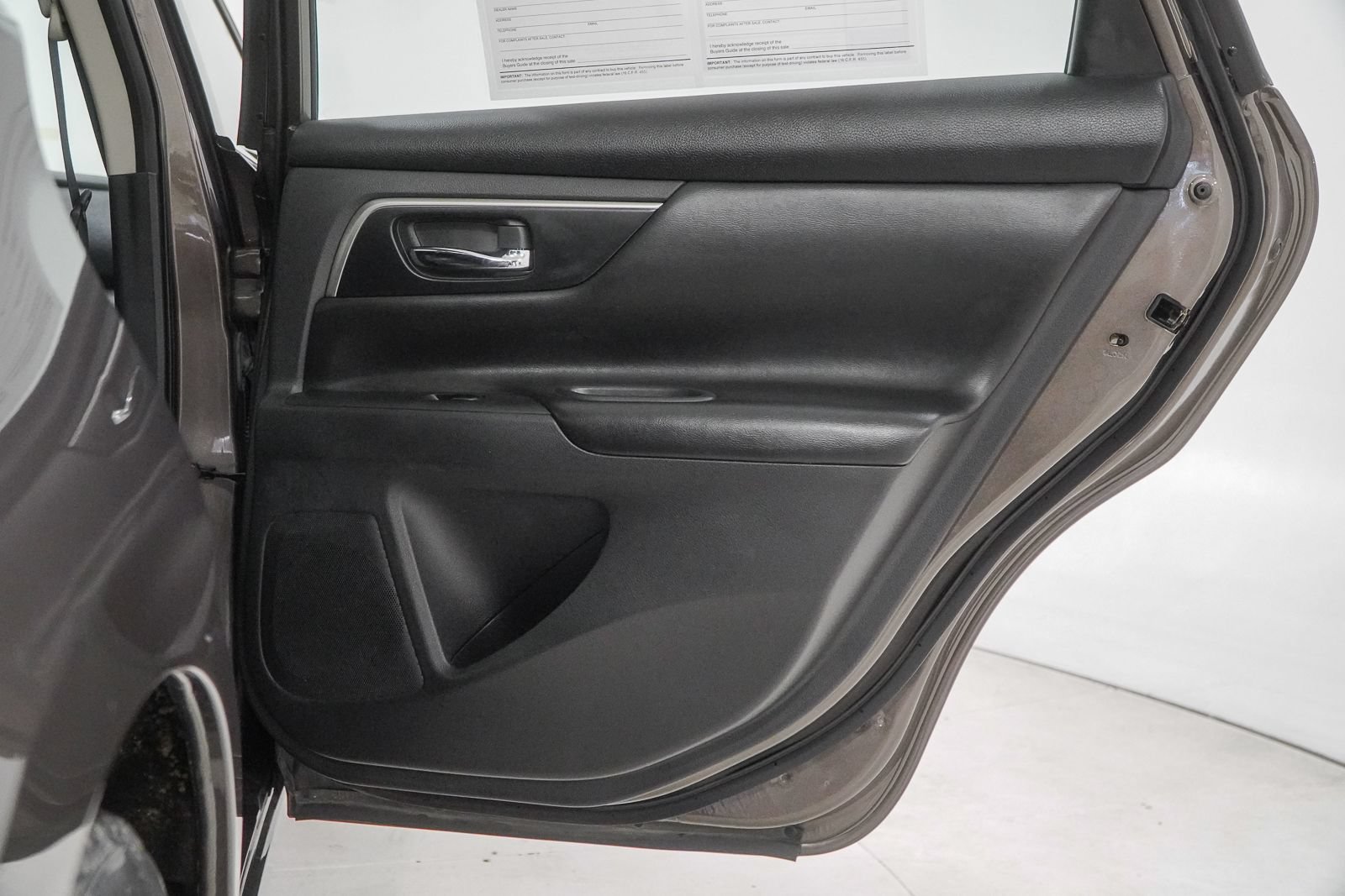 Used 2015 Nissan Altima 2.5 S w/ Power Driver Seat Package FWD image 36