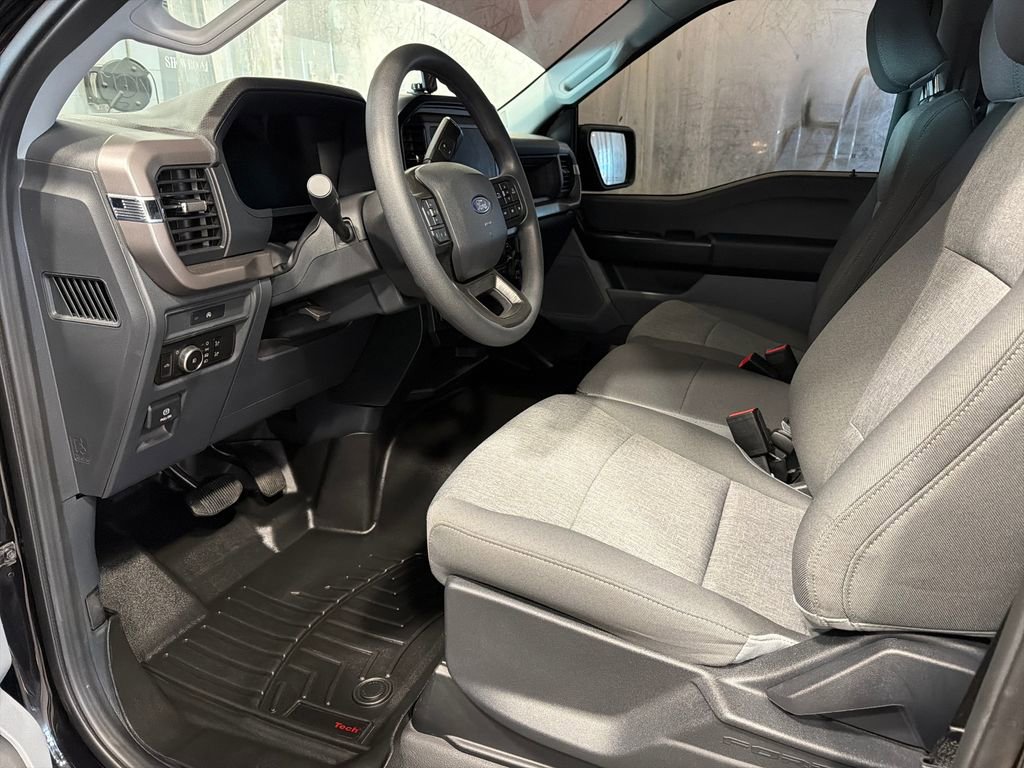 Used 2025 Ford F150 XL w/ Equipment Group 103A High AWD/4WD image 4
