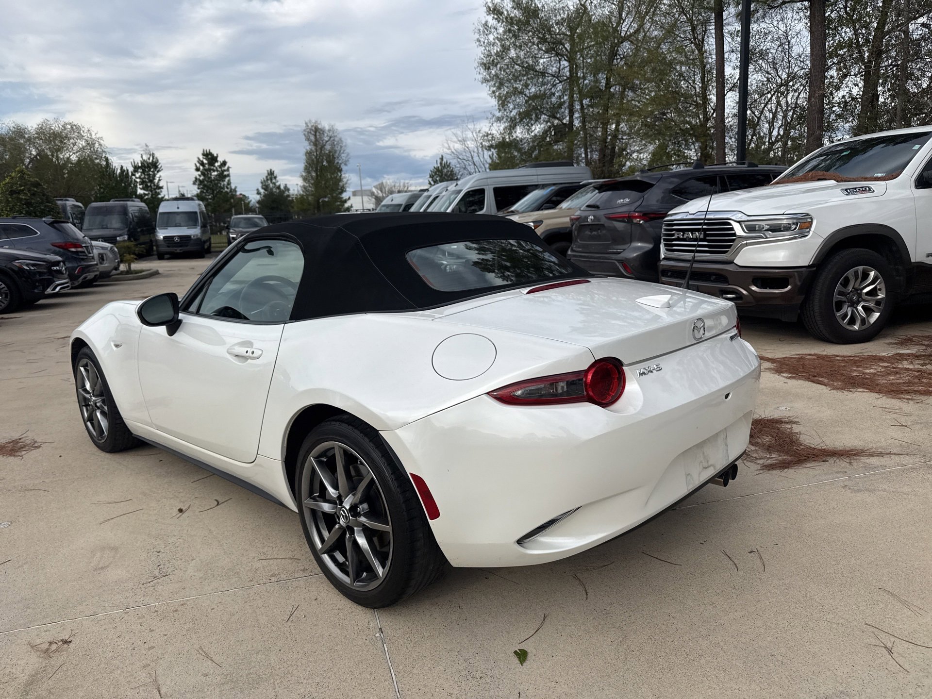 Used 2021 MAZDA MX-5 Miata Grand Touring image 6