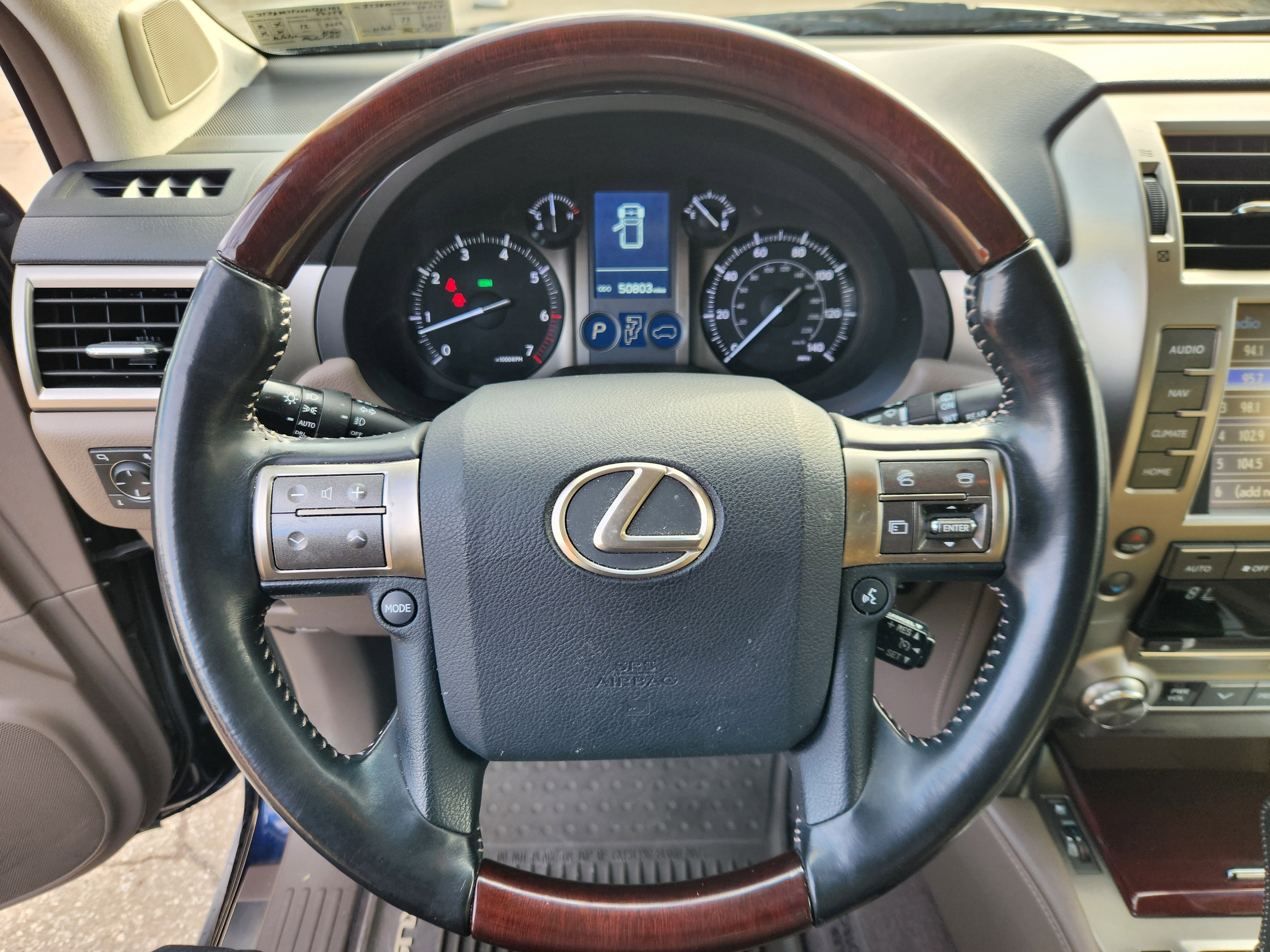 Used 2019 Lexus GX 460 image 9