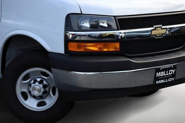 New 2023 Chevrolet Express 3500 w/ Power Convenience Package RWD image 6