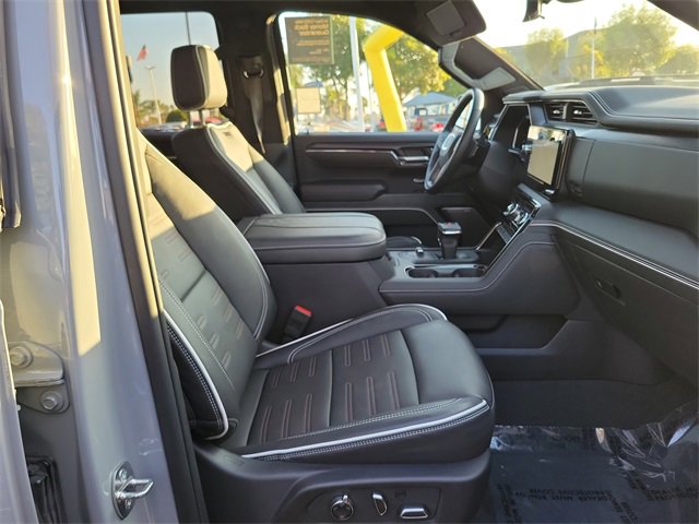 Used 2024 GMC Sierra 1500 AT4X image 19