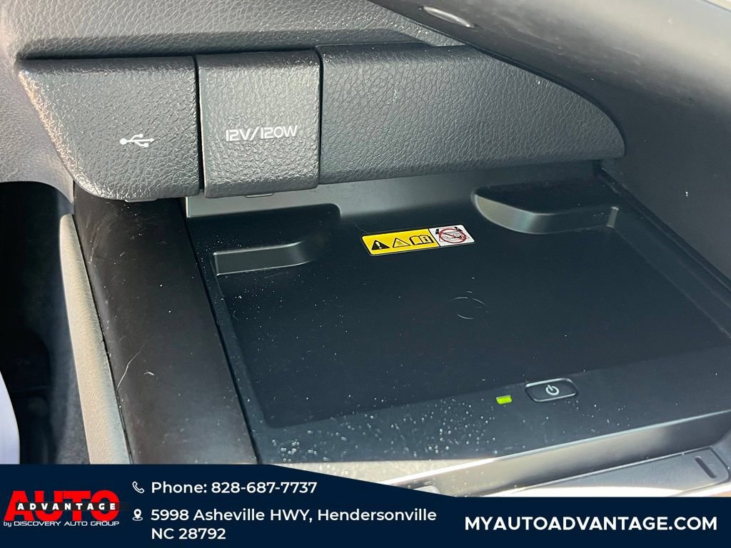 Used 2023 Toyota Camry XLE FWD image 17