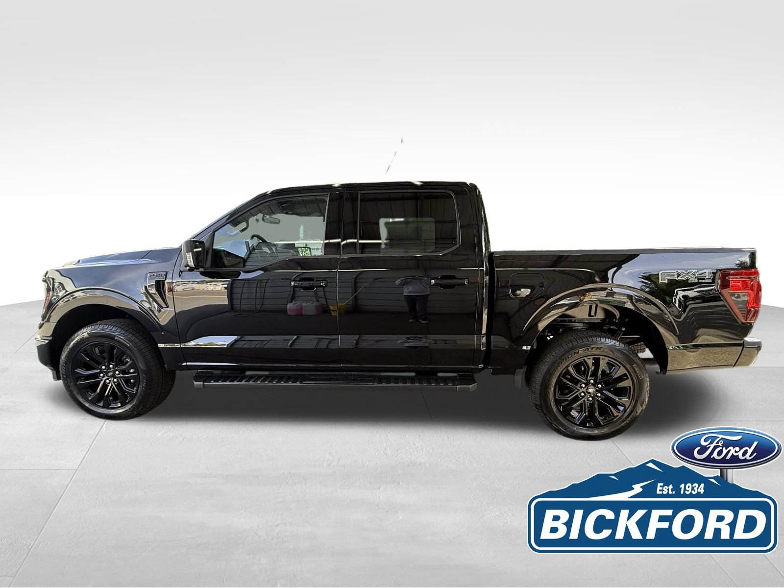 New 2026 Ford F150 XLT w/ Equipment Group 302A MID AWD/4WD image 9