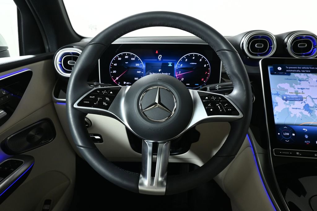 Certified 2025 Mercedes-Benz GLC 300 4MATIC image 18